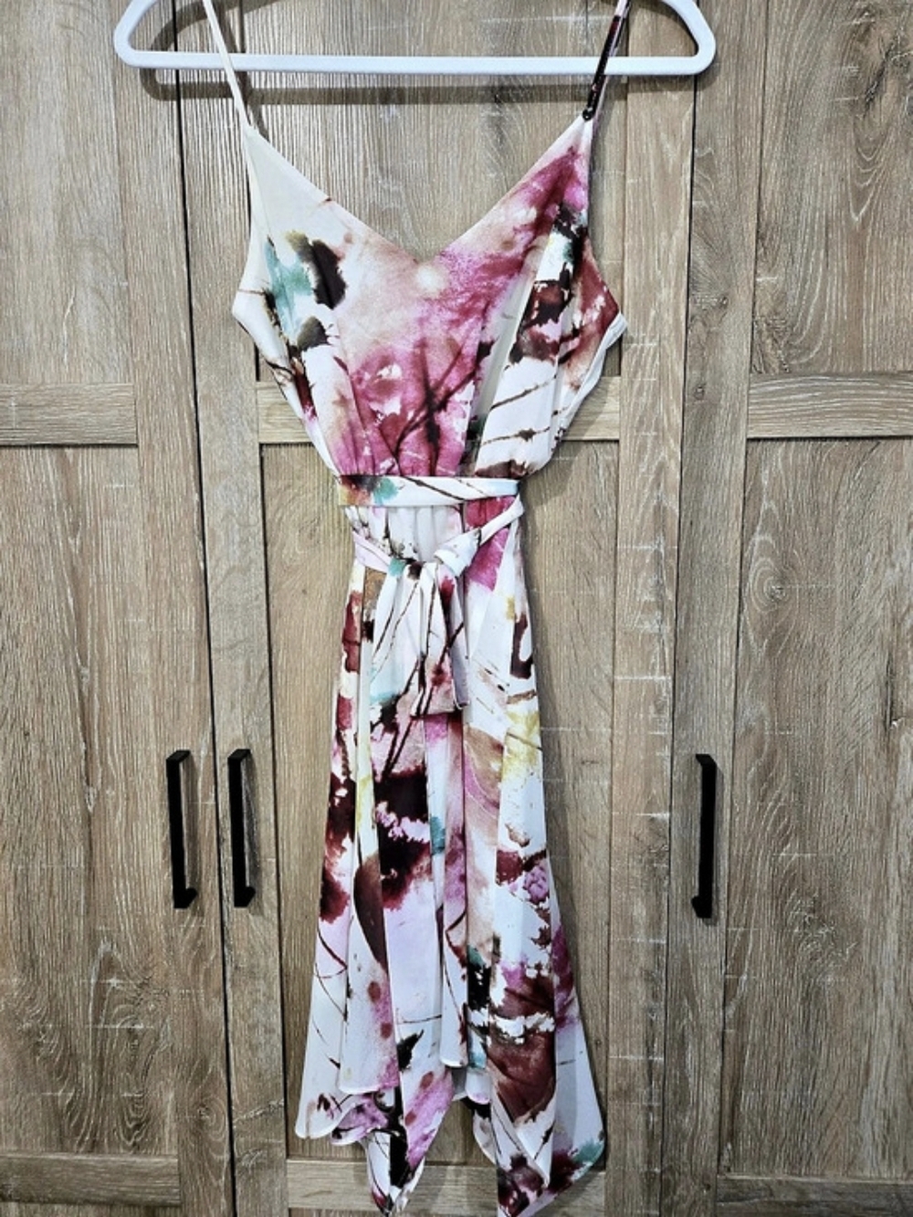 GUESS Abstract Maxi Dress in Pink & White Size Small